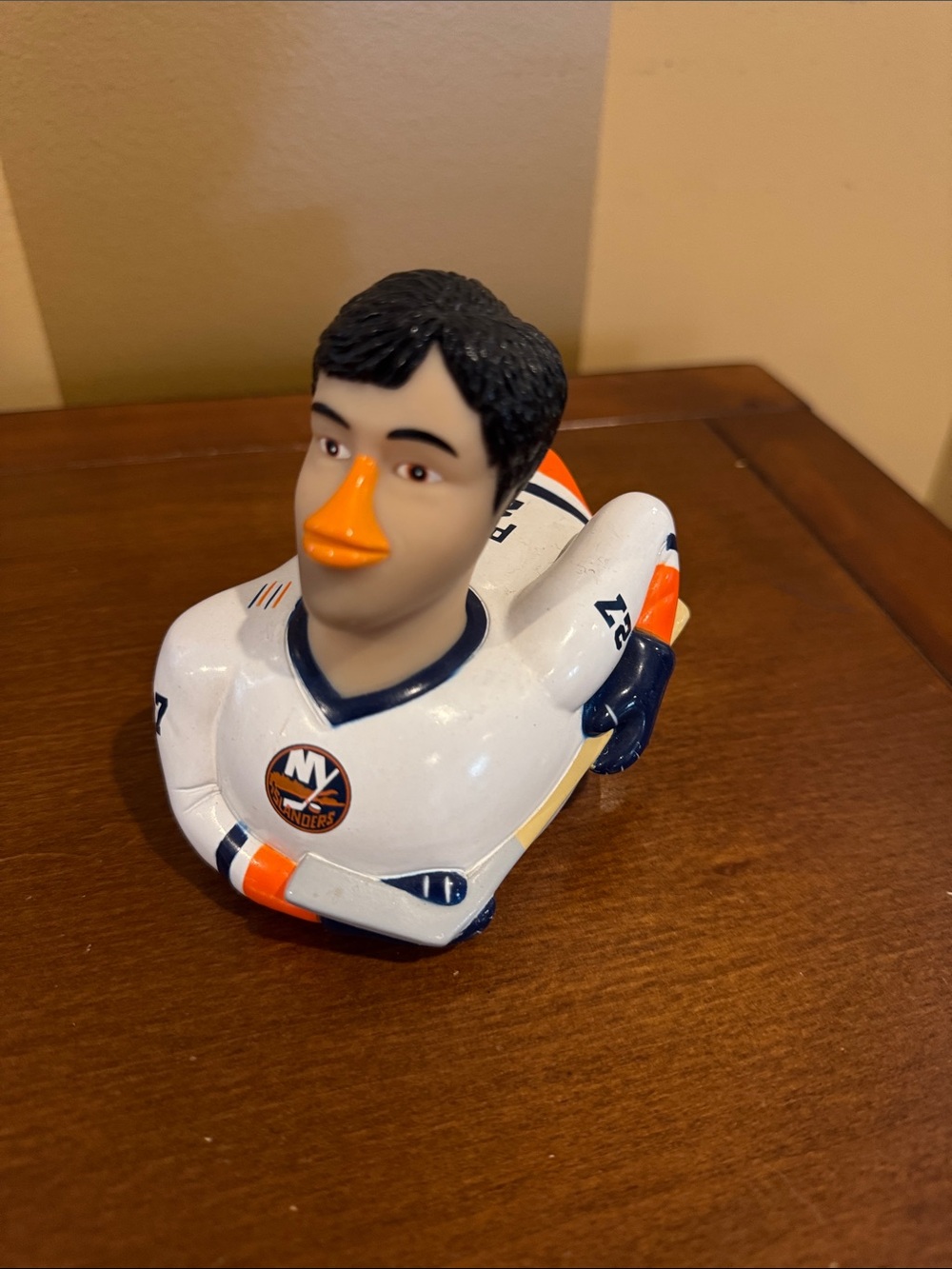 MIKE PECA NEW YORK ISLANDERS Hockey Celbriducks FIGURE FIRST EDITION NHL NHLPA